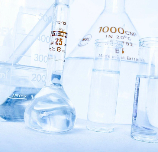 多肽标记与修饰：解锁生物研究的无限潜能